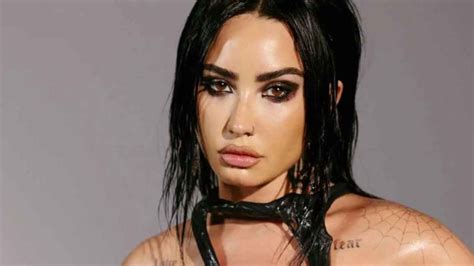 Demi Lovato To Go Rockn Roll On New Re Recorded Compilation Album Revamped