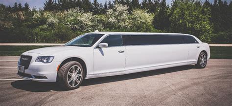 10 Passenger Chrysler 300 In Ny Nj Pa Ct And Fl