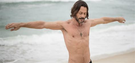 Ap S Campanha Para Viver Jesus Theo Becker Desiste De Novela Da Record