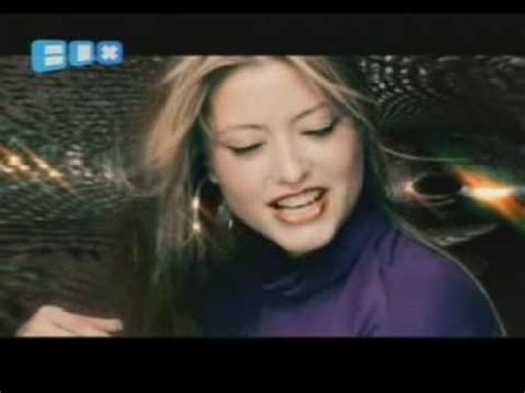 Holly Valance - Kiss Kiss (Şımarık) Lyrics