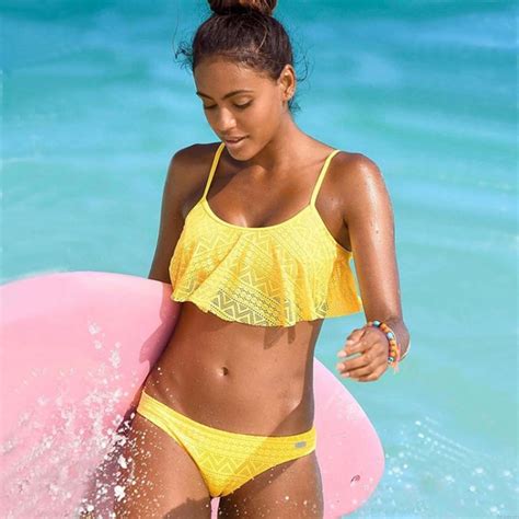 Sexy Hohl Badeanzug Multicolor Netto Garn Frauen Bikini Bikinis Badeanzüge Bekleidung