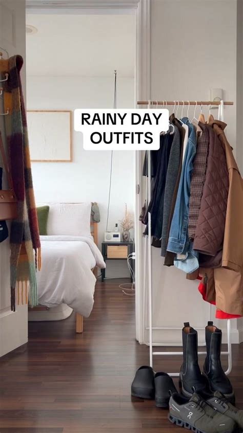 Not Sure How To Dress On A Rainy Day Here Are Some Outfit Formulas If