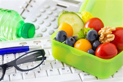 Snack Obst und Gemüse Stock Photo Adobe Stock