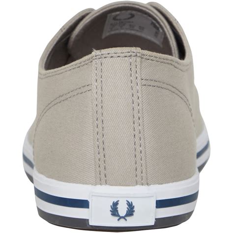 Buy Fred Perry Kingston Twill Pumps Concrete