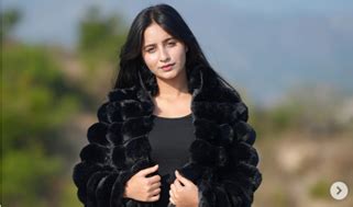 Zeenat Vlogs Porn Viral Mms Video XDesi Org