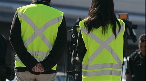 Denuncian Multa A Motociclista Por No Portar Chaleco Reflectante