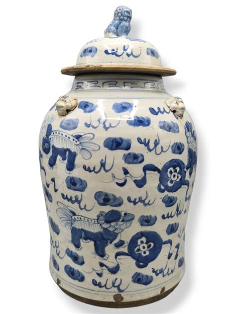 Grand Pot De Temple Bleu Et Blanc Porcelaine Chine Catawiki