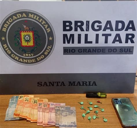 Bei Polícia Brigada Militar Apreende Grande Quantidade De Drogas Em