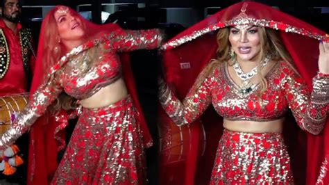 Rakhi Sawant Dances To Dhol Beats During Break Up Party Says