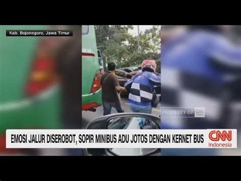 Emosi Jalur Diserobot Sopir Minibus Adu Jotos Dengan Kernet Bus YouTube