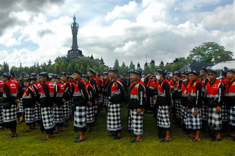 Indonesia Go Id Pecalang Dilibatkan Menjaga Ktt G