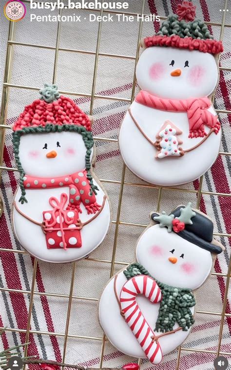 Pin By Marcia Bratkoski On Biscoitos Christmas Cookies Decorated