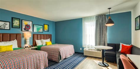 Uptown Suites - Extended Stay Hotels