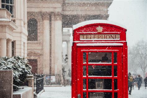 London Snow Stock Photos Pictures And Royalty Free Images Istock