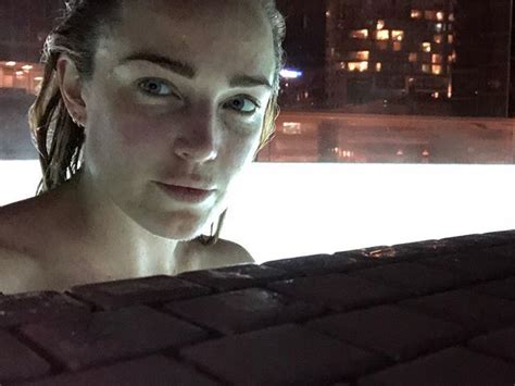 Caity Lotz Hot
