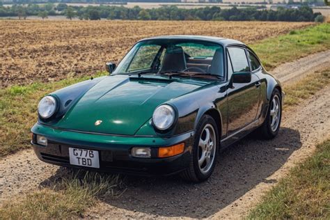 Porsche Carrera Shows Stunning Forest Green Metallic Look