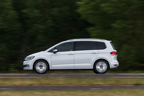 2016 Volkswagen Touran R Line Package Launched In Germany Autoevolution