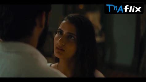 Fatima Sana Shaikh Breasts Scene In Ajeeb Daastaans