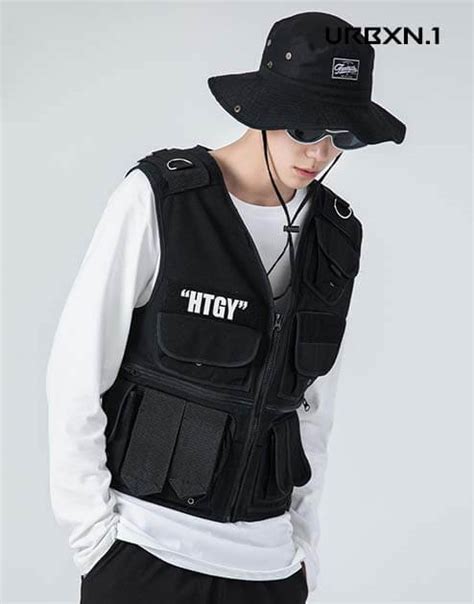 Black Tactical Vest | URBXN.1 Techwear