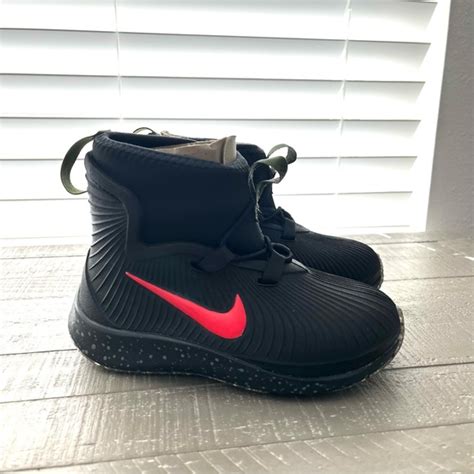 Nike Shoes Binzie Boot C Nike Poshmark