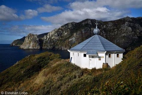 Phare Du Bout Du Monde Une Incroyable Histoire De Phares