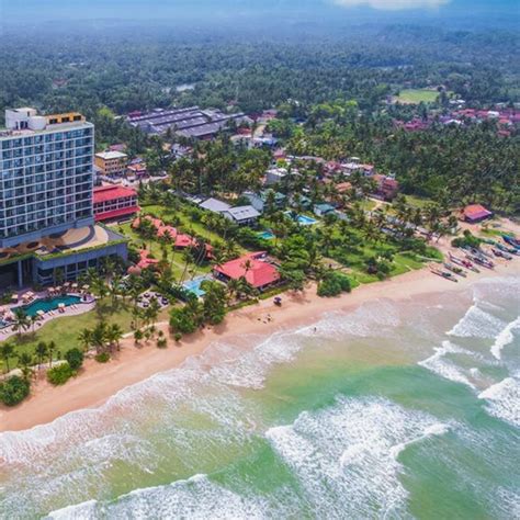 Weligama Marriott Sand Bar SURF SOUTH SRI LANKA