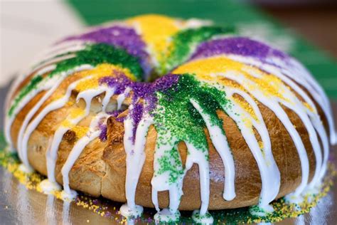 King Cake New Orleans Tradition Information Btownbengal