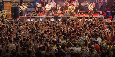 Oktoberfest 2019 De Blumenau Programação Ingressos E O Que Mais Você