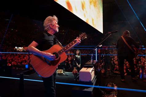 Roger Waters This Is Not A Drill Live From Prague