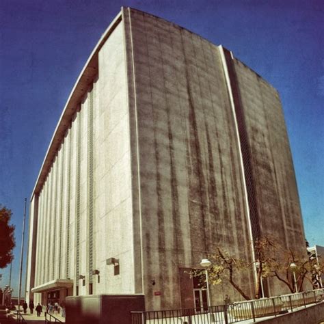 Los Angeles Superior Metropolitan Courthouse - Courthouse in South LA