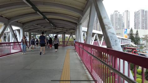 雨天下的天橋之城 Footbridge of the city in rainy day 荃灣 Tsuen Wan 香港 HK