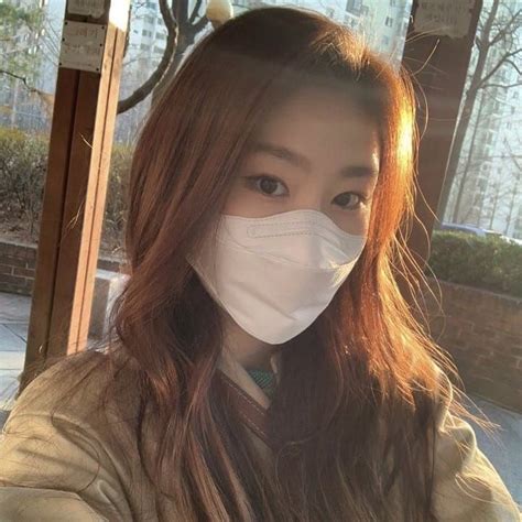 Lee Chaeryeong Itzy Selca Icon Pfp Kpop Kpop Girl Groups Korean Girl