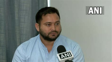 Land For Job Scam Bihar Deputy Cm Tejashwi Yadav Appears Before Cbi