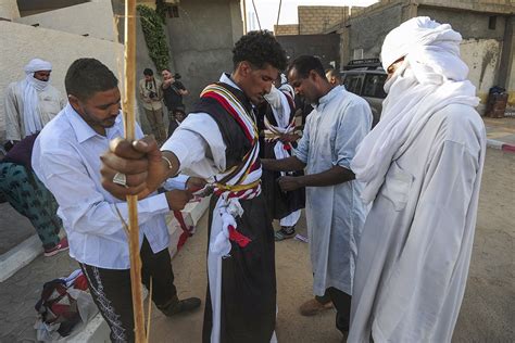 Tuareg flock to Algerian desert oasis for ancient festival | Kuwait ...