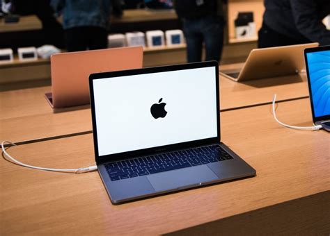 Receita Federal Realiza Leilão Com Macbook Apple Por R 25 Mil Veja