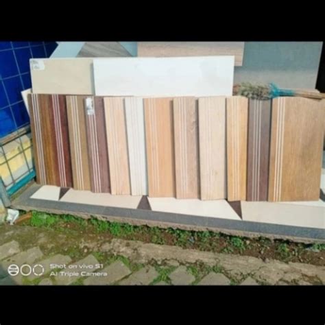 Jual Granit Keramik Tangga Motif Kayu 30x60 List Custom Ukuran Kab