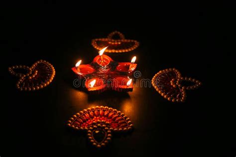 Diyatraditional Divali Indian Festival Happy Diwali Diya Lamps Lit