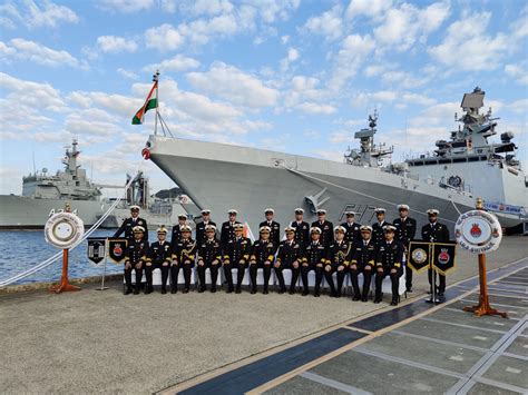 Spokespersonnavy On Twitter Adm R Hari Kumar Cns On A Visit To