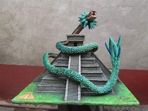 Maqueta De Serpiente Emplumada Manualidades Aztecas