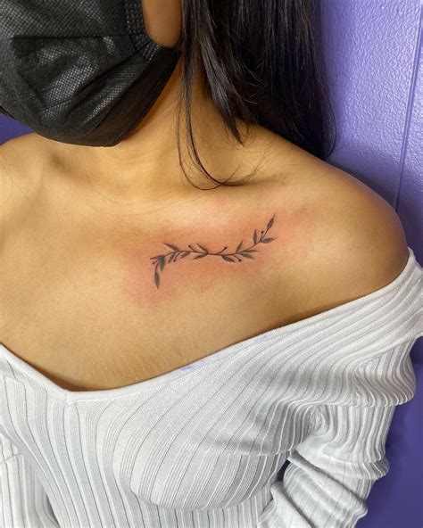 Collarbone Tattoo