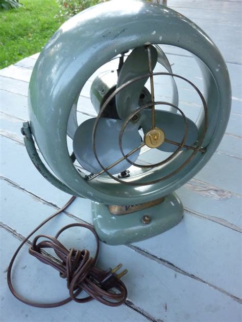 Wunderful Things: Vintage Industrial Vornado Fan