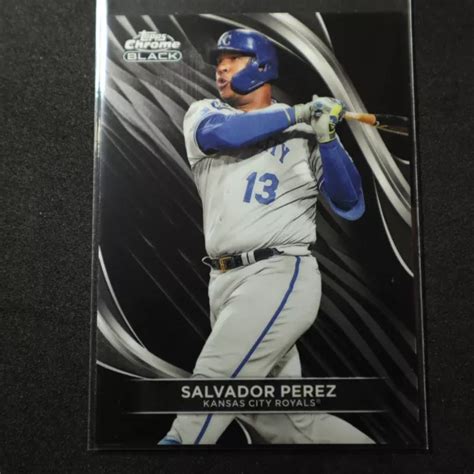 SALVADOR PEREZ 2024 Topps Chrome Noir Baseball 66 Kansas City Royals