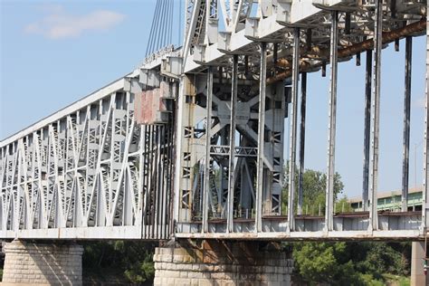 Armour Swift Burlington Bridge