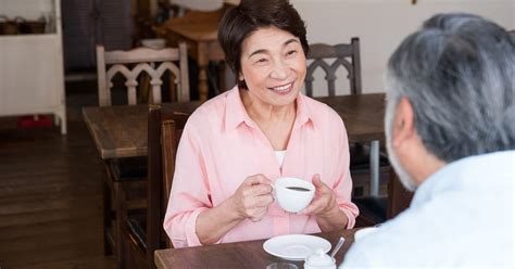 混雑した飲食店内で注文しようとすると「ちょっと待ってください」と店員が不機嫌そうに対応それを見た老夫婦が？ Citrus（シトラス）