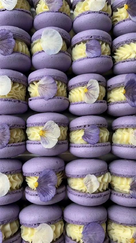 Pin By Kiki On A Te Pinjeid Macaroon Recipes Easy Macaroons Recipe