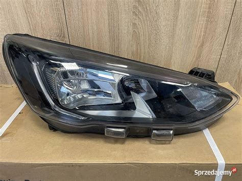 Ford Focus Reflektor Prawy Prz D Kozubszczyzna Sprzedajemy Pl