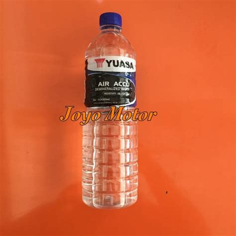 Jual AIR ACCU TAMBAH AIR AKI BIRU YUASA 1 LITER X 12PCS ISI 1 DOS Di