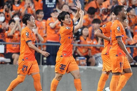 【j2第23節】横浜fcが止まらない！ 秋田に1－0勝利で圧巻8連勝！ 長崎は熊本に2－0で首位堅持、清水も2発快勝（soccer