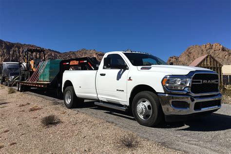 Cummins vs Duramax vs Power Stroke - 2020 Diesel Engines