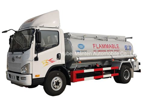 New Rhd 5cbm Oil Refueller 5000L FAW Fuel Tank Truck With Retactable